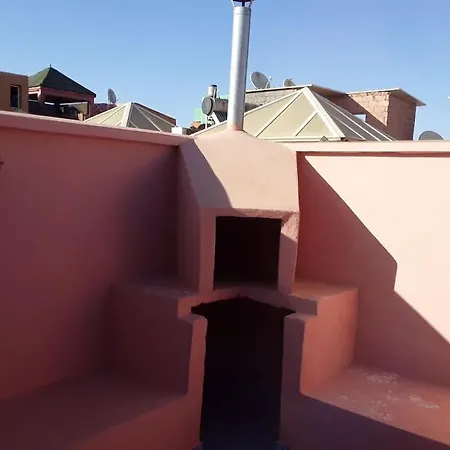 Un Riad pour se divertir en famille&se détendre Marrakesh Exterior foto
